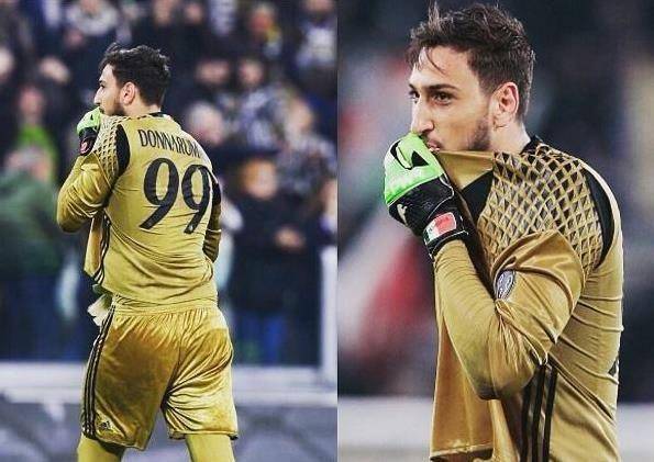 奥斯卡庆祝海港夺冠：我们是冠军！祝贺我的队友、朋友和球迷