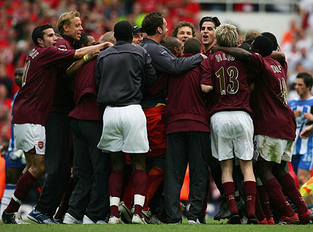 次节前7次出手全部命中！杜兰特半场21分4篮板5助攻