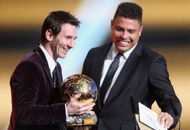 莱奥头发被拽找阿切尔比理论，后者：敢再指我就掰断你手指头